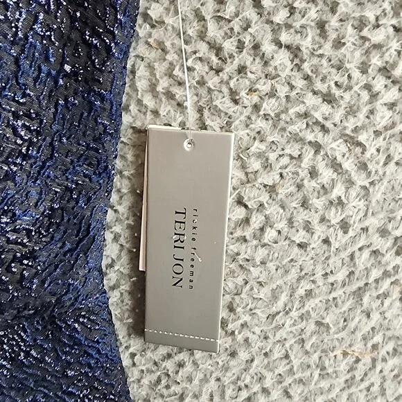 Teri Jon by Rickie Freeman Off-the-Shoulder Metallic Jacquard Dress Women's 2 - Picture 7 of 14